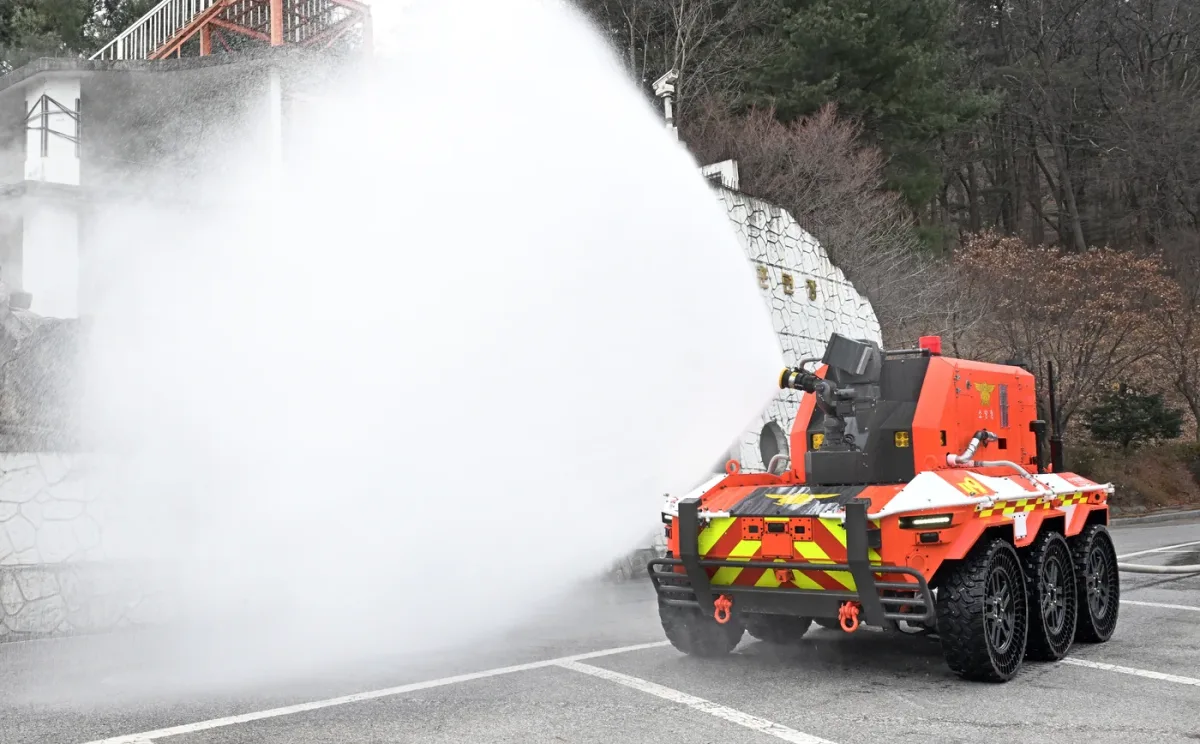 Hyundai Motor Group dona robots de extinción de incendios a la Agencia Nacional de Bomberos de Corea